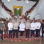 Bupati Kasmarni Sambut Hangat Kunker dan Silaturahmi Kapolda Riau Sekaligus Jamu Makan Siang IMG-20250416-WA0032