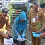 Ketua TP-PKK Inhil Ajak Siswa Tanamkan Pola Makan Sehat dan Cinta Lingkungan IMG-20251021-WA0077