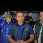 Hujan Deras, Bupati Solok Turun Malam Pantau Sungai di Kecamatan Junjung Sirih dan Saning Baka IMG-20251231-WA0019
