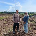 Panit Binmas Polsek Bukit Batu Tinjau Lahan untuk Ditanami Jagung IMG-20260524-WA0216