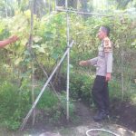 Bhabinkamtibmas Aiptu Subandi Bersama Petani Lakukan Pengecekan Pekarangan Pangan Bergizi IMG-20260604-WA0163