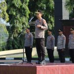 Kapolres Kuansing Pimpin Upacara PTDH Dua Personel, Tegaskan Komitmen Penegakan Kode Etik Polri 2721e7cb-9d80-48ad-bbf7-7ce6a0872a4e