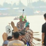 Kapolres Kuansing Menjadi Timbo Ruang Jalur Eksibisi, Semarakkan Pacu Jalur Event Nasional 2026 4bda0308-944b-464b-af14-3c576b9a95e4