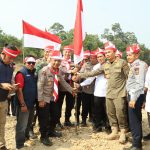 Dari Tepian Sungai Kuantan, Ekspedisi Merah Putih Presisi Kobarkan Semangat Persatuan 69c78ce0-57e7-43da-9196-e7149926a2da