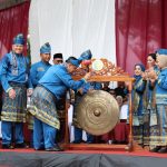 Wakapolda Riau Hadiri Pembukaan Pacu Jalur Kuansing 2026, SF Hariyanto Tekankan Kelestarian Sungai Kuantan b11fce02-da08-4f3e-8d90-b66b8be0f6aa