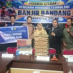 Bantuan terus Mengalir, PT. Karya Semangat Mandiri Salurkan 7.500 Butir Telur untuk Korban Galodo Solok 01a55c62-7b6c-449c-a57e-1136b9556cbb