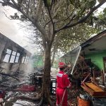 Pertamina Patra Niaga Kilang Dumai Respon Cepat Bantu Padamkan Kebakaran Gedung Kelas MAN 1 Dumai IMG-20260917-WA0018