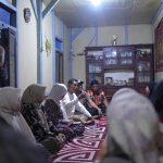 Bupati Solok Kunjungi Keluarga Agusral, Korban Hilang Akibat Banjir Bandang Arosuka IMG-20260925-WA0011