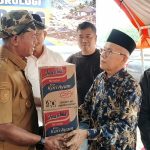 Bupati Solok Terima Bantuan Sembako dari Yayasan Cahaya Akhir Hayat untuk Korban Galodo IMG-20260929-WA0011